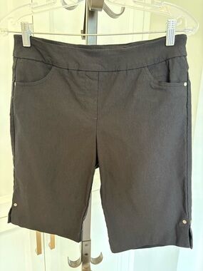 Tribal Black Pull-On Bermuda Shorts with Front Pockets Stretchy Size 8